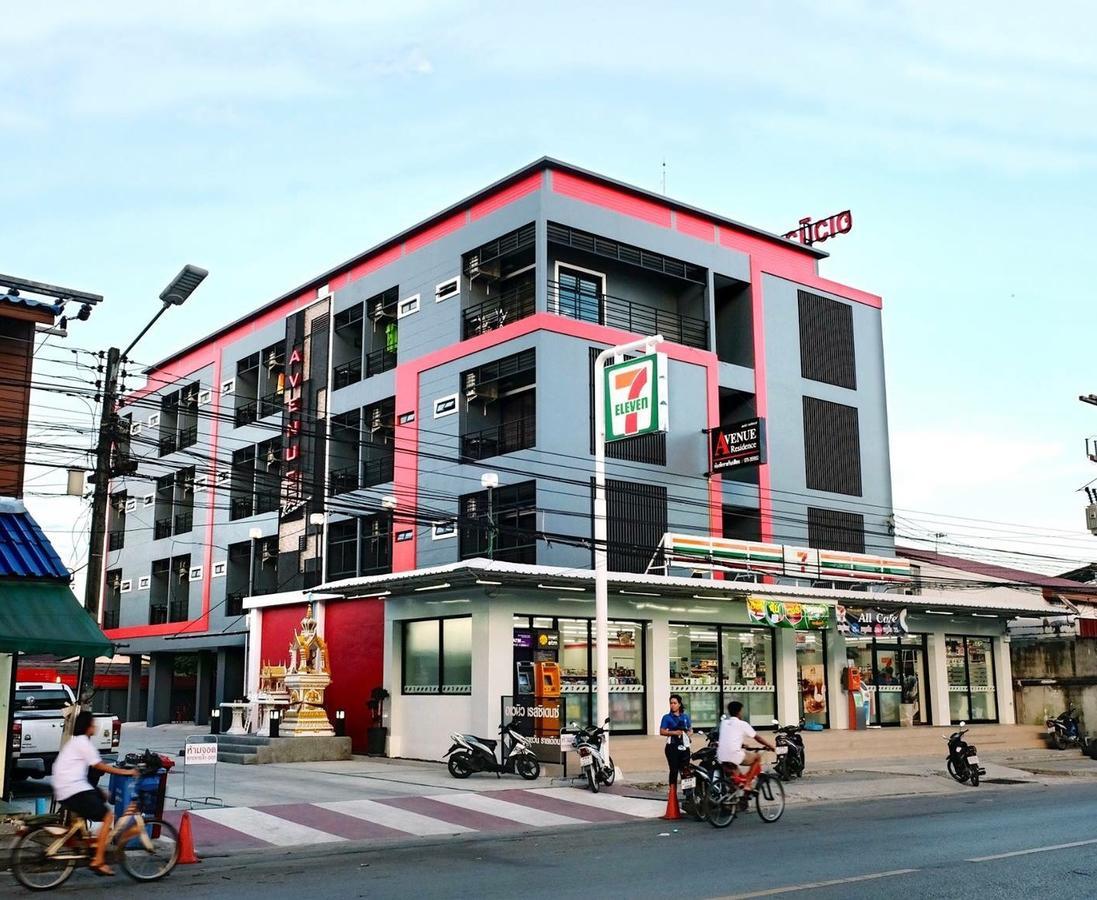 Avenue Residence Nakhon Si Thammarat Esterno foto