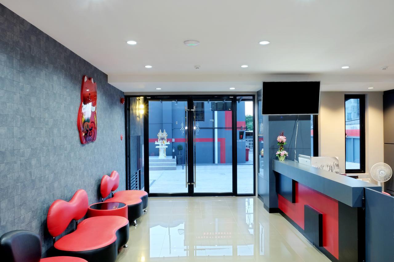 Avenue Residence Nakhon Si Thammarat Esterno foto