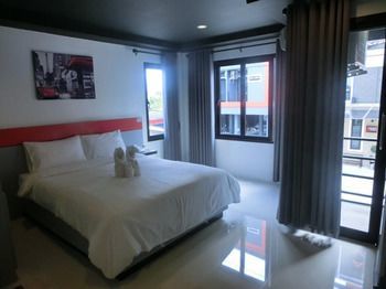 Avenue Residence Nakhon Si Thammarat Esterno foto